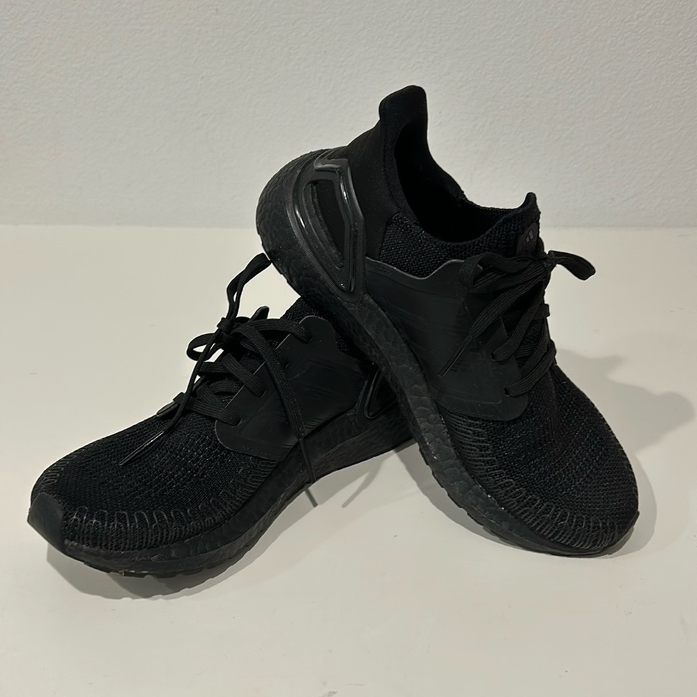 Adidas Ultraboost all black
